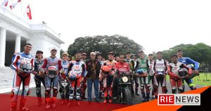 Jokowi Sambut Pembalap Moto GP di Istana Merdeka