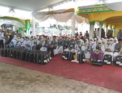 Tergabung Dalam Kloter 3, 130 Calhaj Batu Bara Diberangkatkan ke Asrama Haji Medan