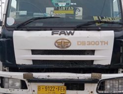 Terlempar ke Kolong Truk Tronton di Acces Road Inalum, Pengendara Vario Tewas