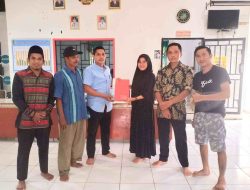 ­Ratusan Simpatisan Hantar Puji Setiawan Daftar Balon Kepala Desa Antara