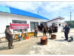 Kajari Batu Bara Pimpin Pemusnahan Barang Bukti Kejahatan Periode Juni – Oktober
