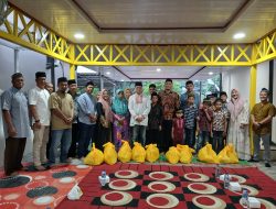 RIE Batu Bara bersama Ahmad Doli Kurnia Tandjung Berbagi Kebahagiaan Ramadhan