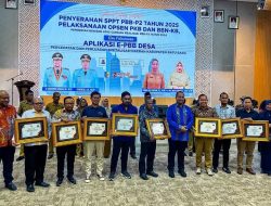 Dorong Optimalisasi PAD, Bupati dan BAPENDA Batu Bara serahkan SPPT PBB-P2 Ke Kepala Desa dan Lurah
