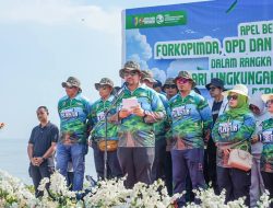 Peringati Hari Lingkungan Hidup Sedunia, Pemerintah Batu Bara Bersih-Bersih pantai Belacan dan Ajak Masyarakat Selalu jaga Kebersihan