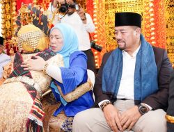 Penuh Bahagia, Bupati Batu Bara hadiri Proses Pemberian Gelar Raja “Tongku Barani Hasayangan”